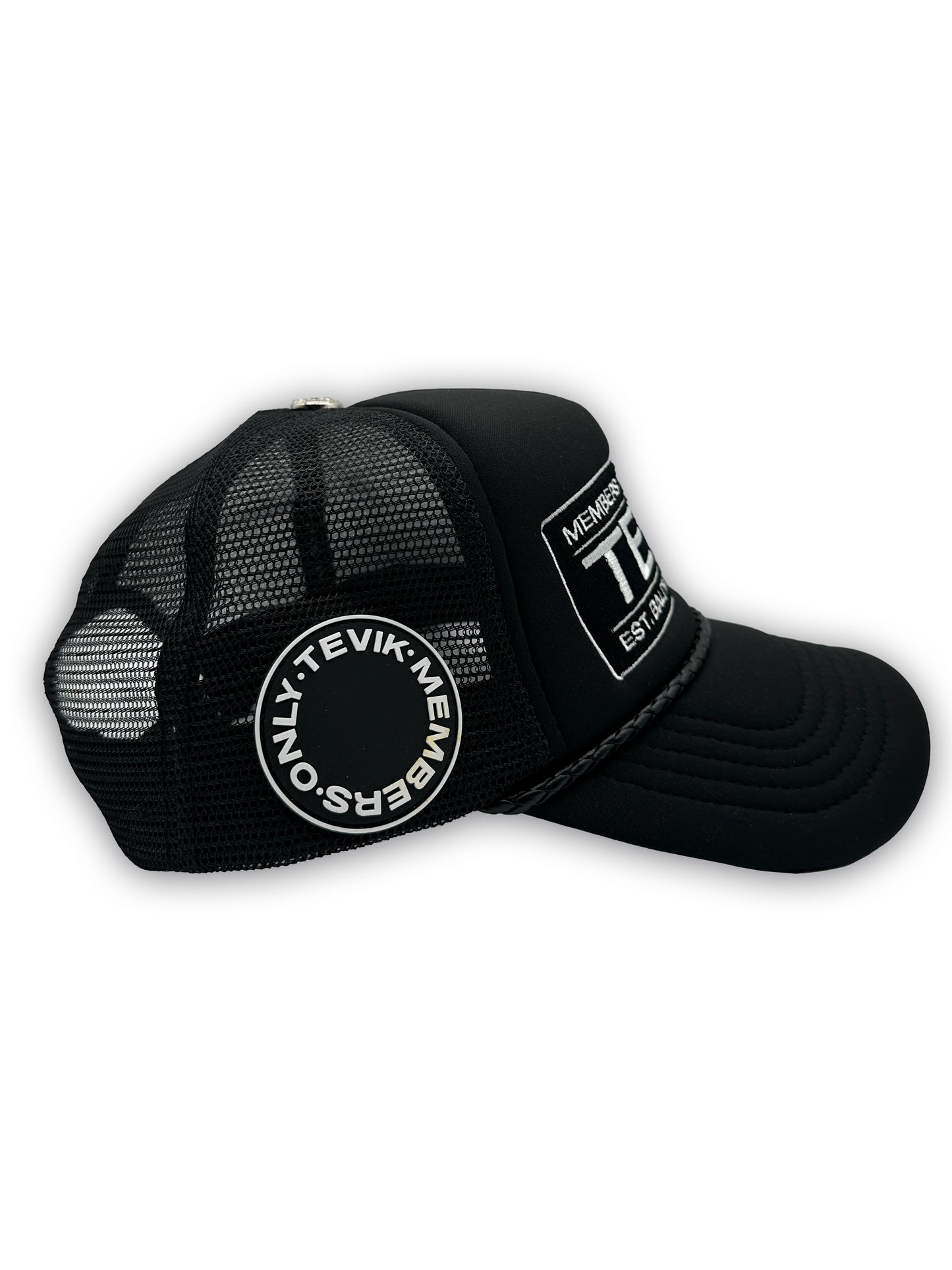 BLACK TRUCKER HAT